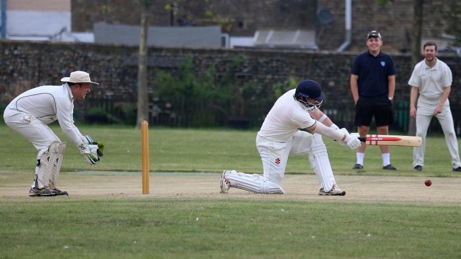 Old Ruymian Cricket Club_20255 A sweep by Buckingham - Photo by: David J Carr